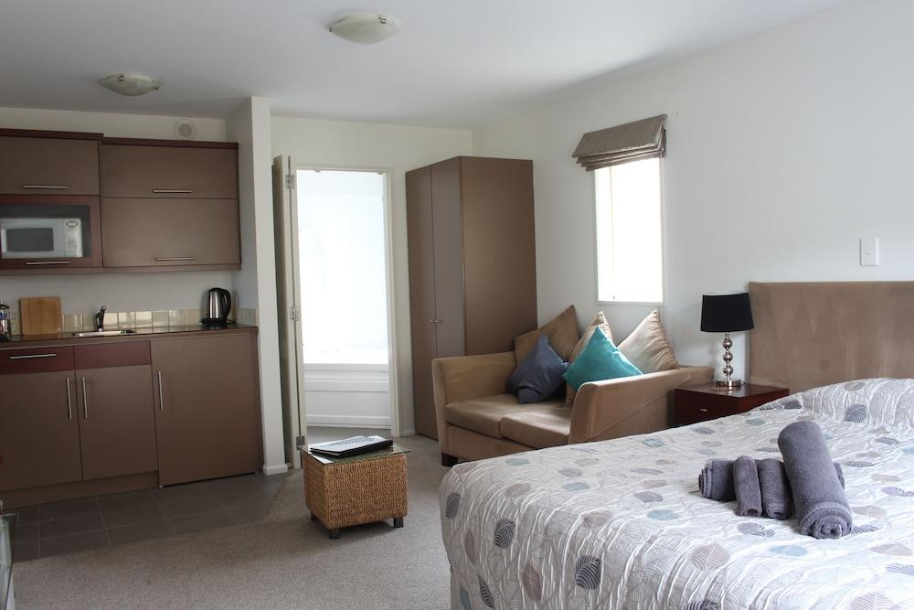 Tresori Motor Lodge Akaroa Eksteriør billede